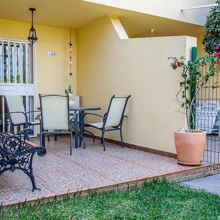 Flatguest Martina Holiday home *